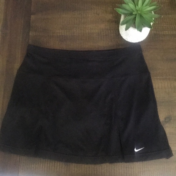 Nike Pants - Women’s Nike Skort